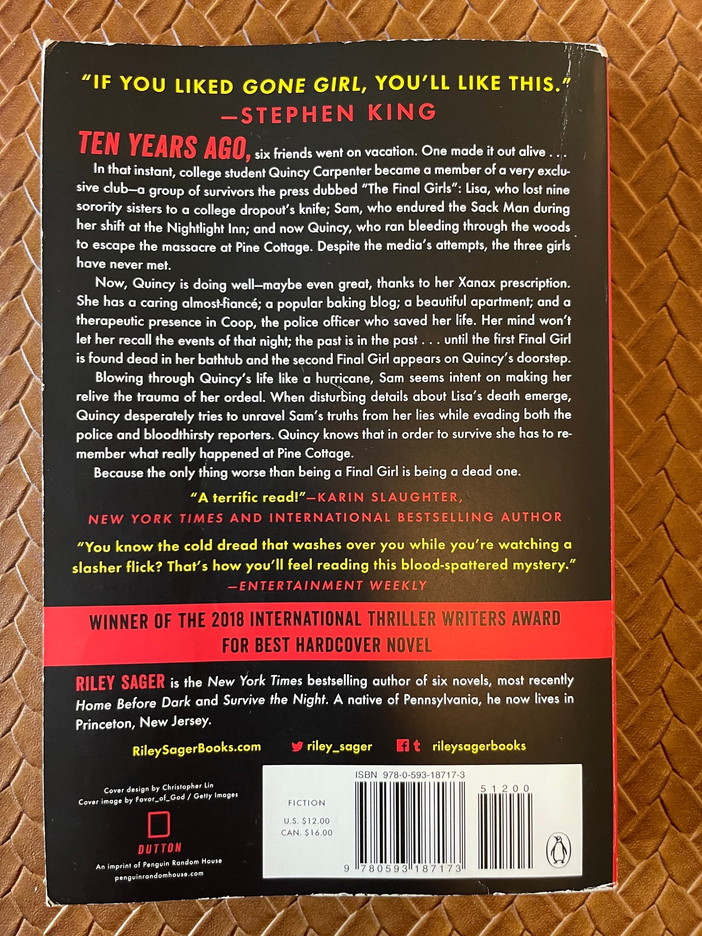 Final Girls: A Novel by Riley Sager (Paperback)