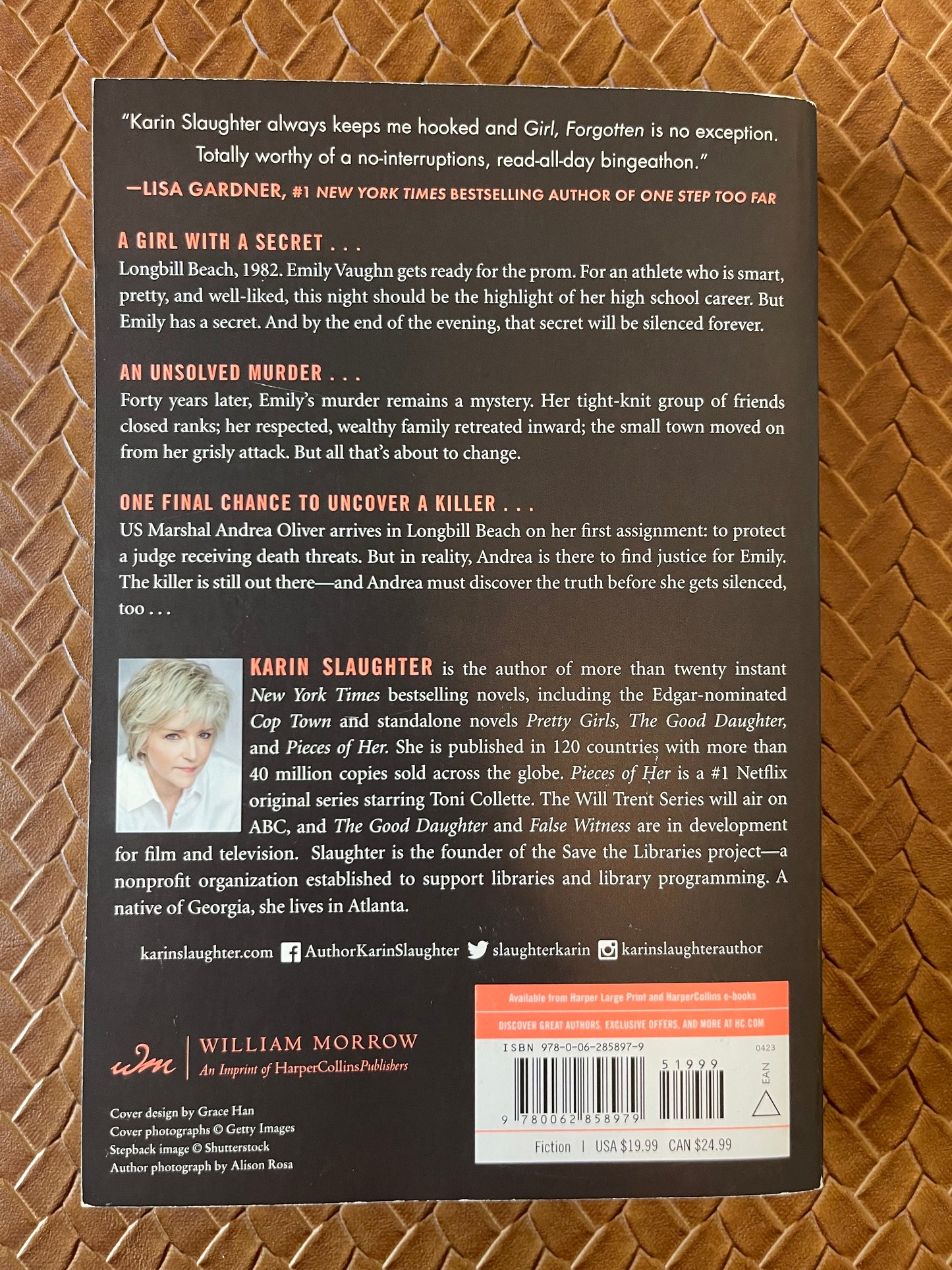 Girl, Forgotten: A Novel by Karin Slaughter (Paperback)