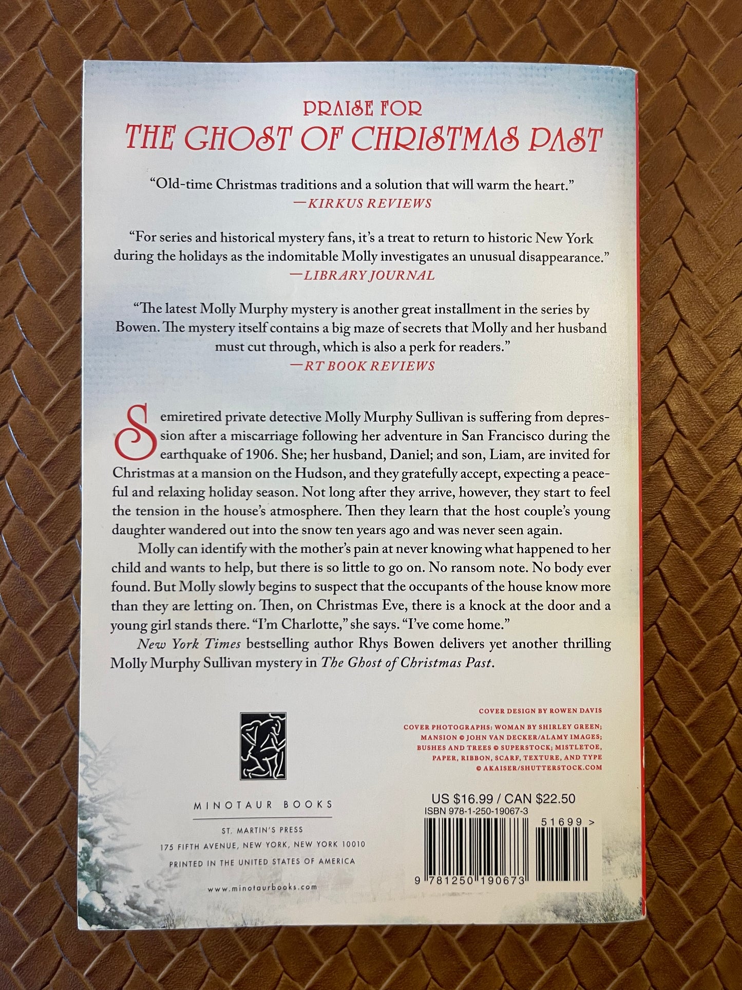Molly Murphy Mystery #17: The Ghost of Christmas Past by Rhys Bowen (Paperback)