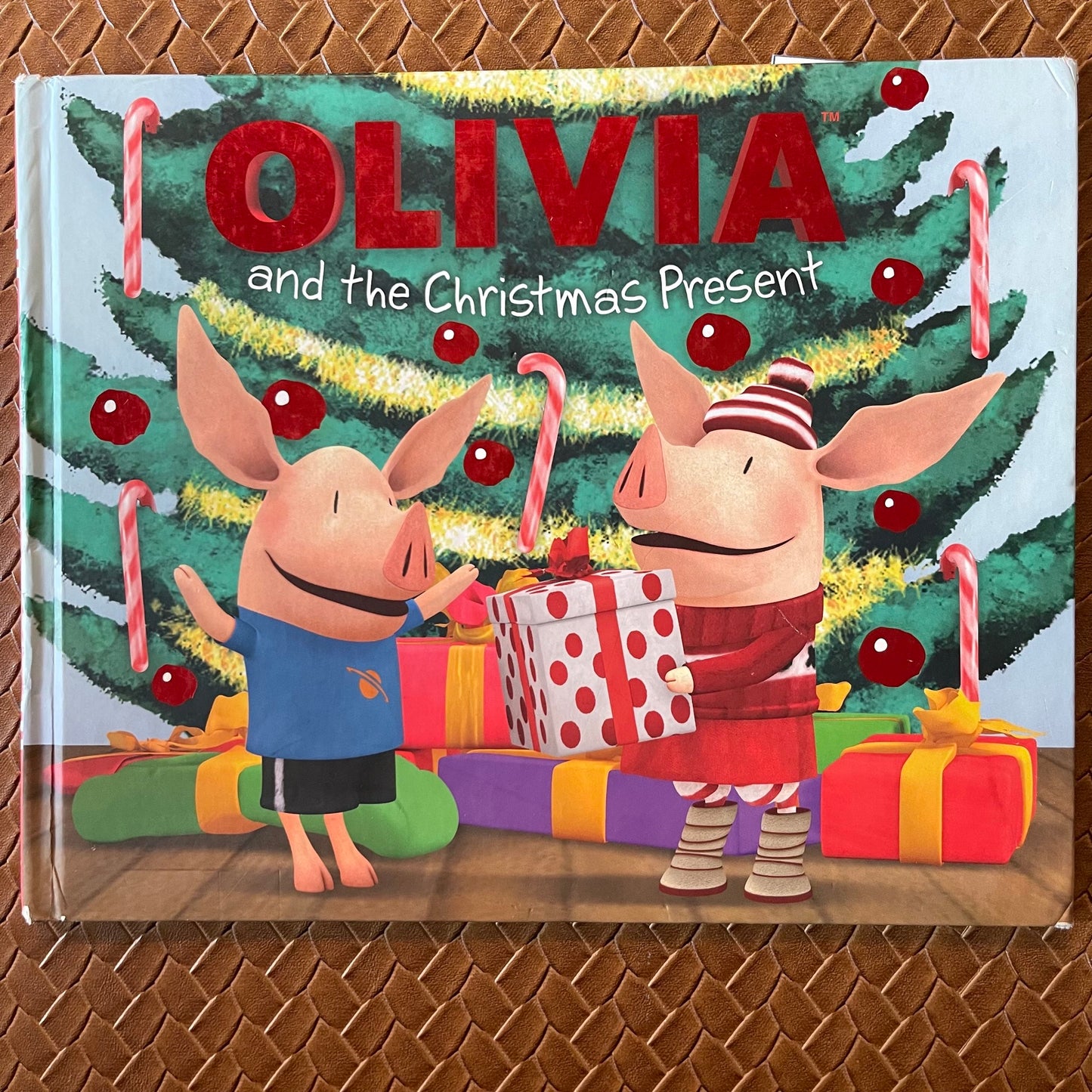 Olivia and the Christmas Present