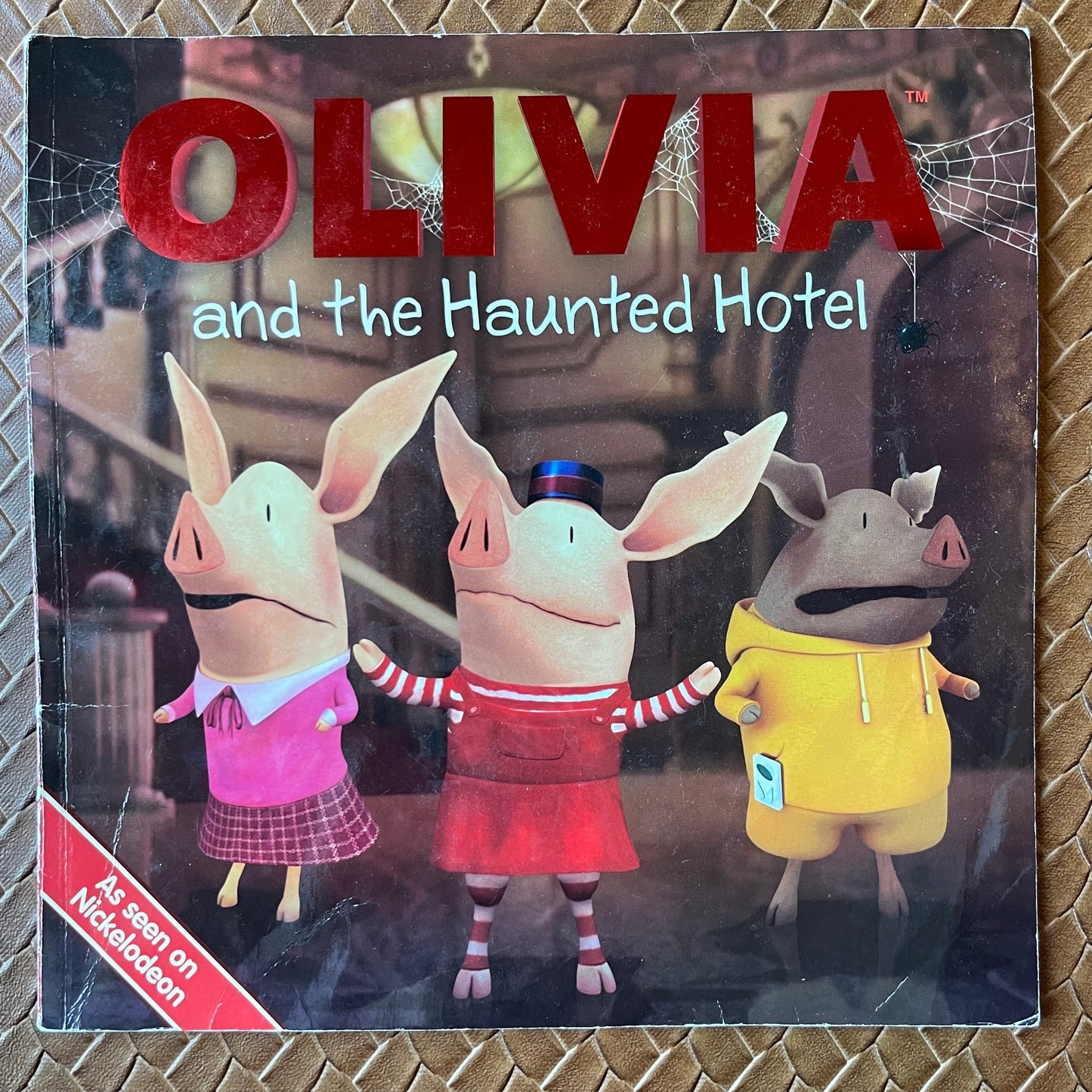Olivia and the Haunted Hotel by Jodie Shepherd (Illustrations), Patrick Spaziante (Illustrator), Kate Boutilier