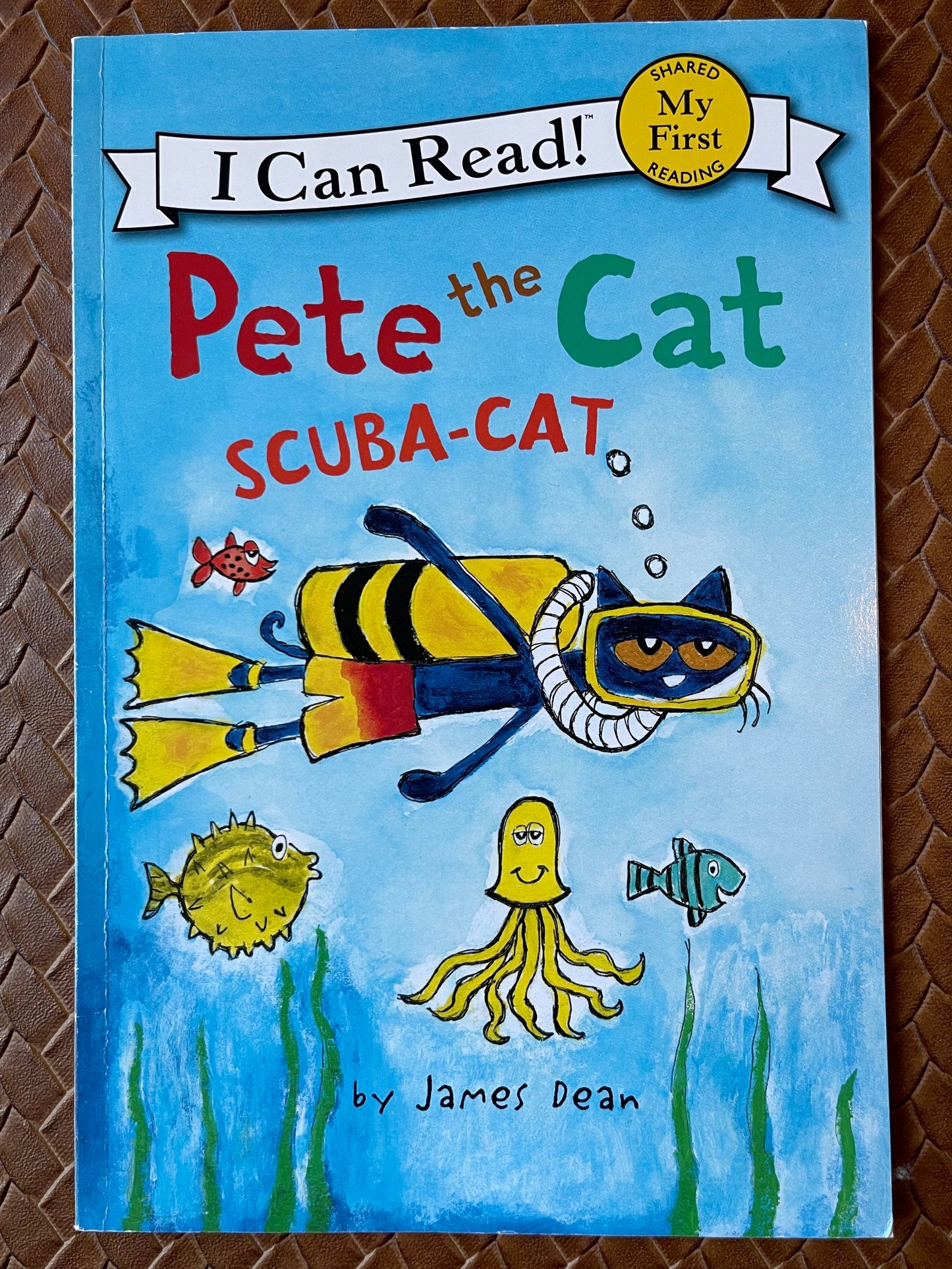 Pete the Cat: Scuba-Cat (I Can Read!) by James Dean