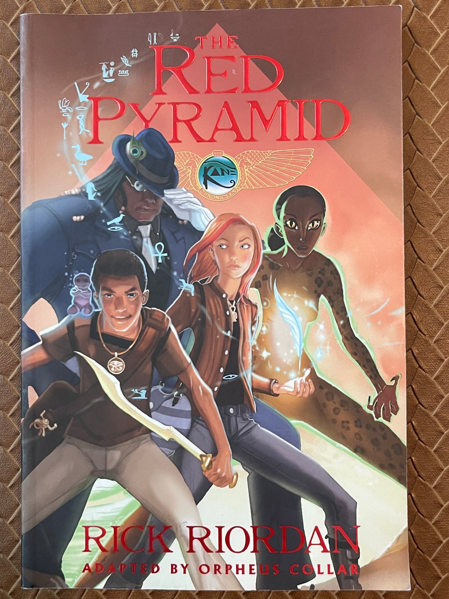 The Red Pyramid: The Graphic Novel (The Kane Chronicles: The Graphic Novels #1) by Rick Riordan, Orpheus Collar (Adapter)