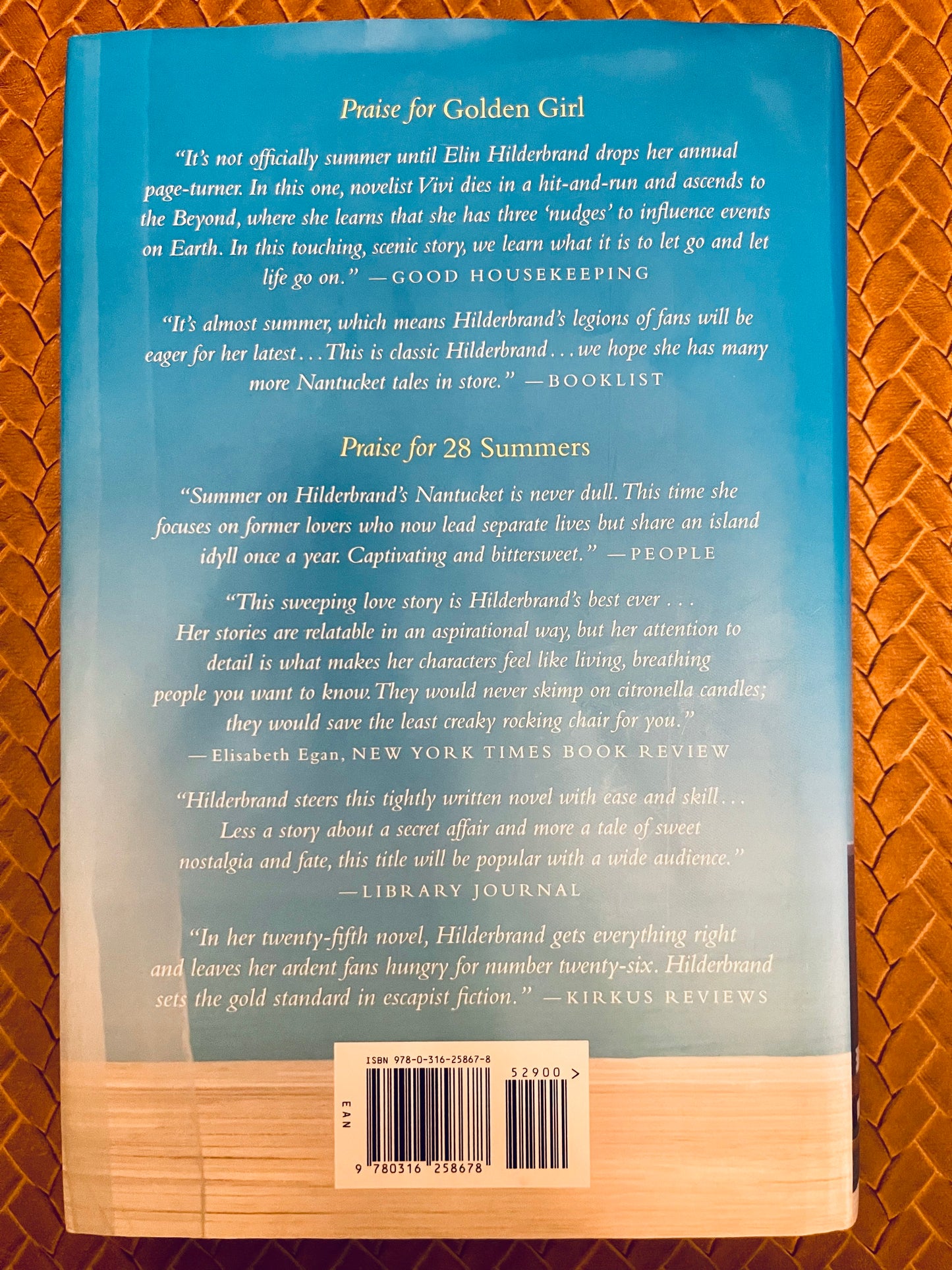 The Hotel Nantucket by Elin Hilderbrand (Hardcover)