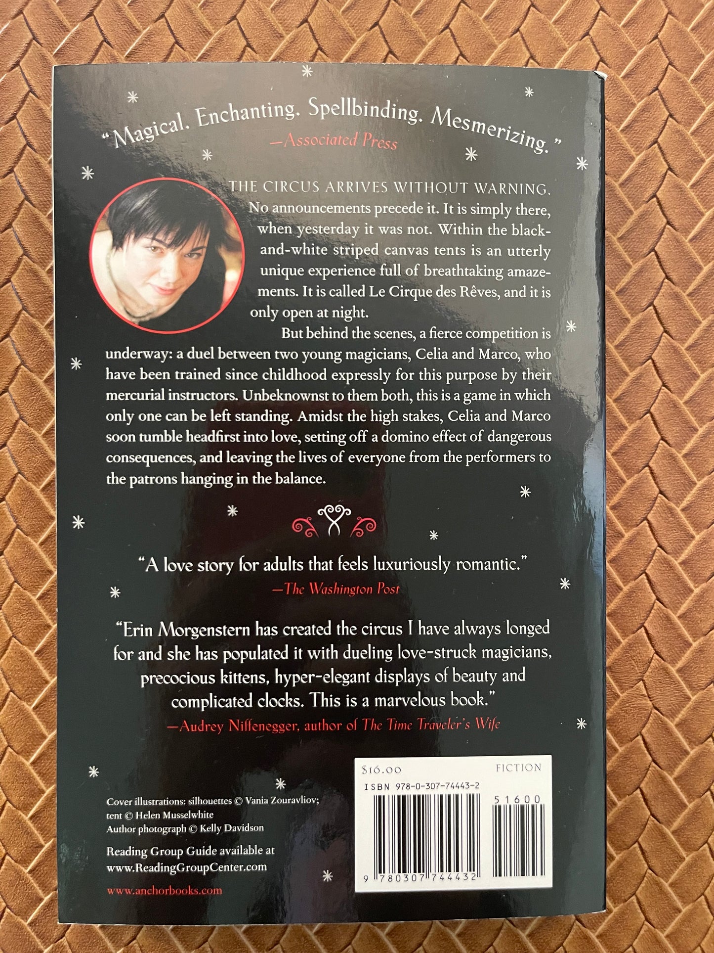 The Night Circus by Erin Morgenstern (Paperback)