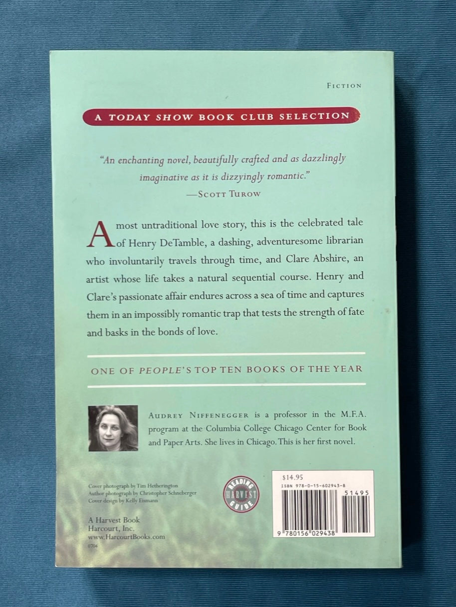 The Time Traveler’s Wife by Audrey Niffenegger (Paperback)