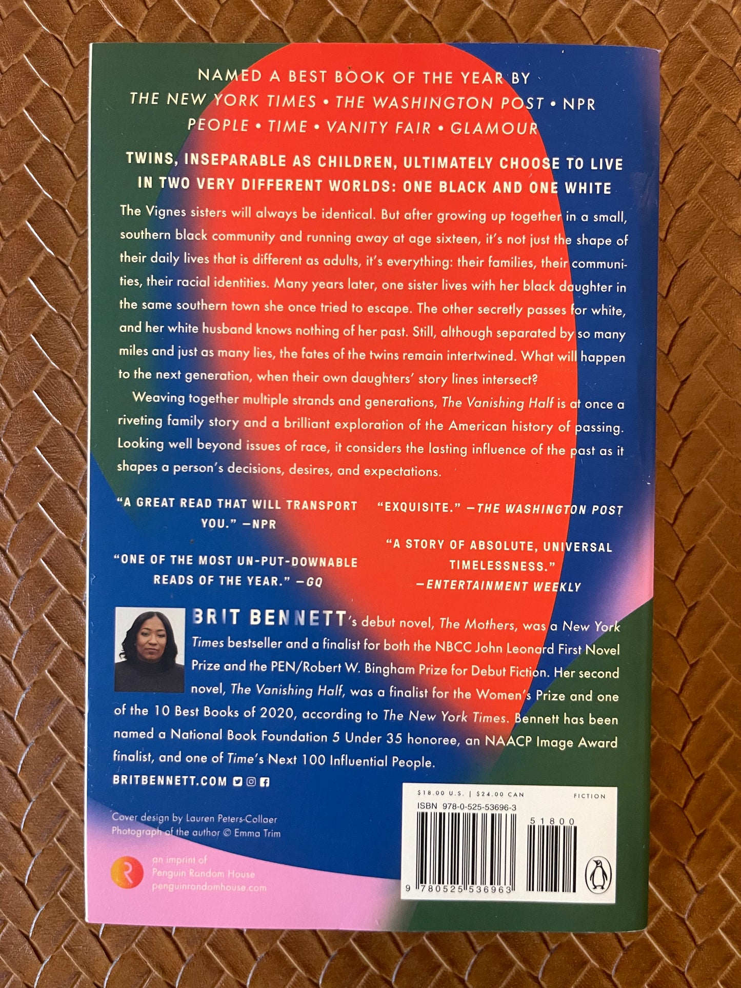 The Vanishing Half by Brit Bennett (Paperback)