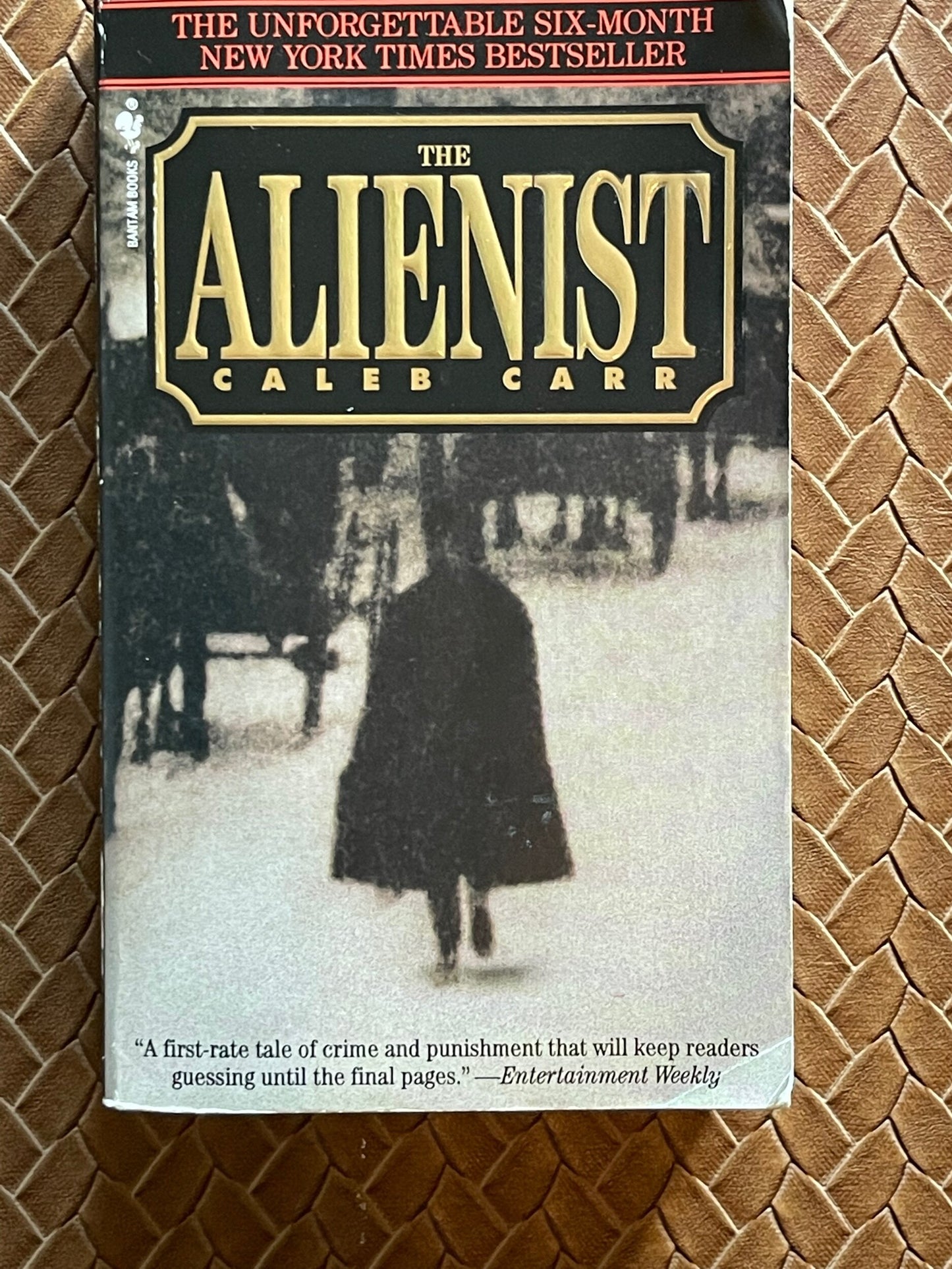 The Alienist (Dr. Laszlo Kreizler #1) by Caleb Carr