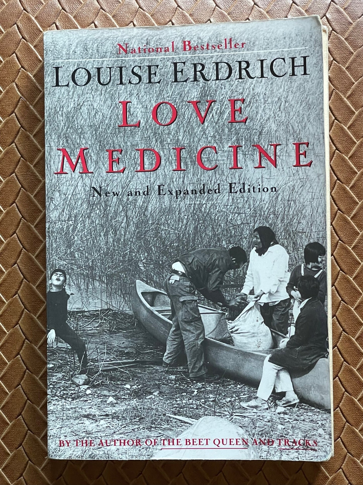 Love Medicine (Love Medicine #1) by Louise Erdrich