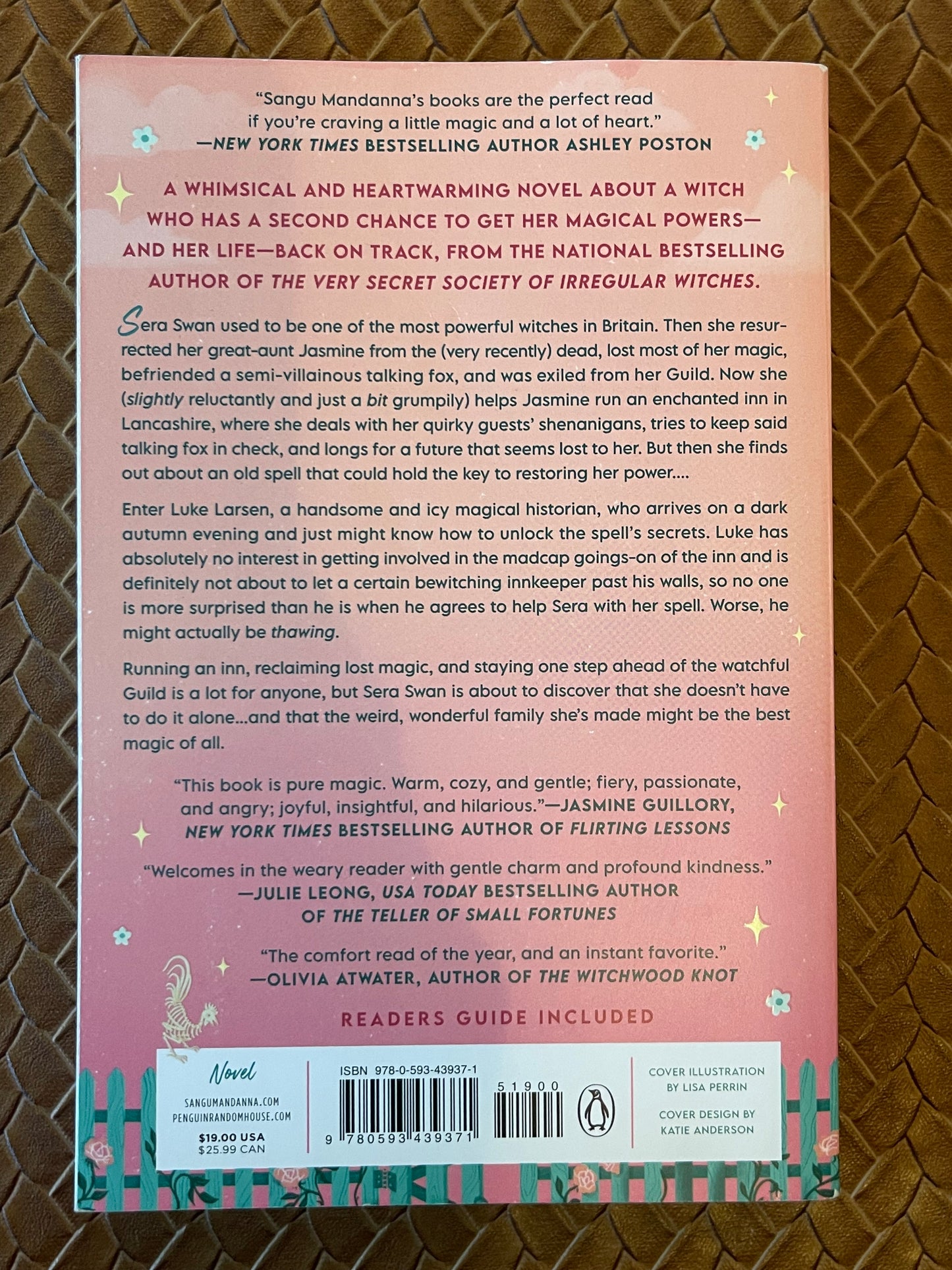 A Witch's Guide to Magical Innkeeping by Sangu Mandanna (Paperback)