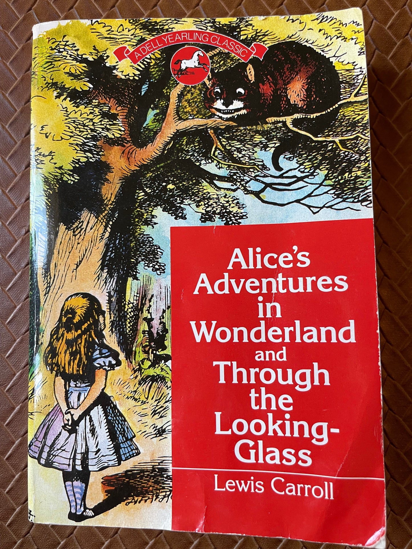 Alice's Adventures in Wonderland and Through the Looking-Glass (Alice's Adventures in Wonderland #1-2 ) by Lewis Carroll