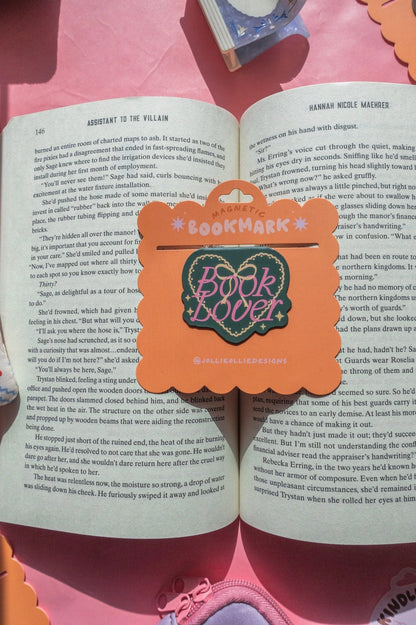 Book Lover Magnetic Bookmark - Green