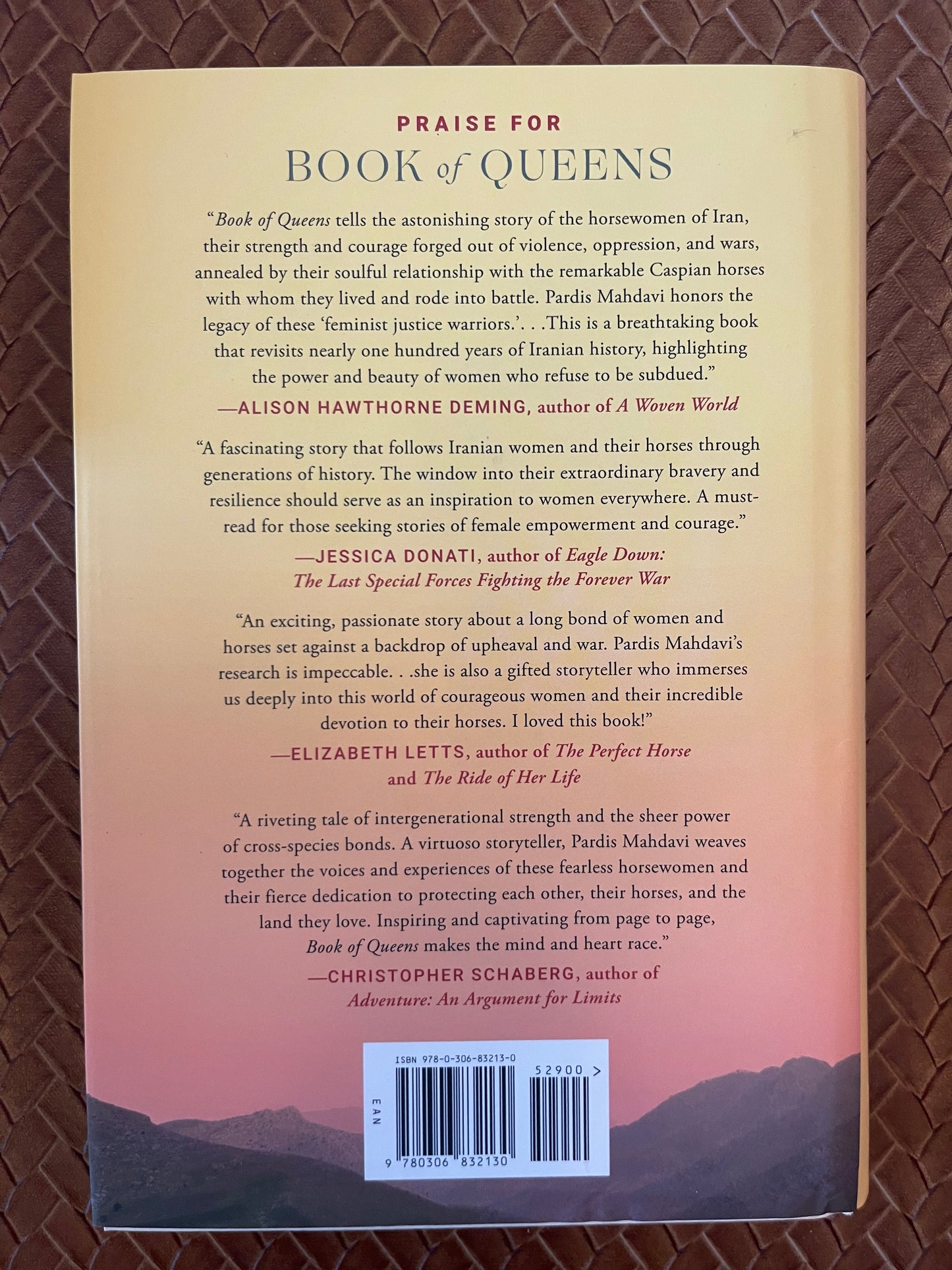 Book of Queens: The True Story of the Middle Eastern Horsewomen Who Fought the War on Terror by Pardis Mahdavi (Hardcover)