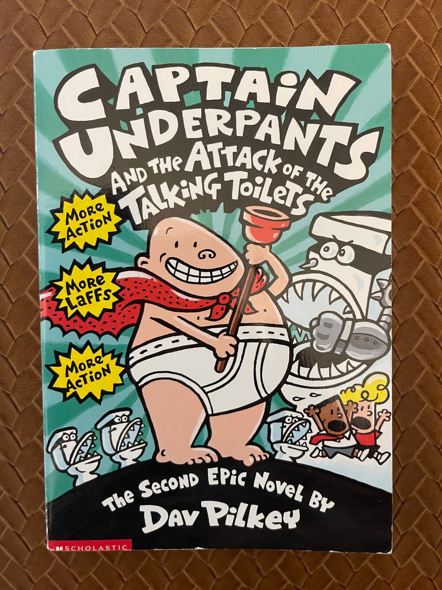 Captain Underpants #2: Captain Underpants and the Attack of the Talking Toilets
