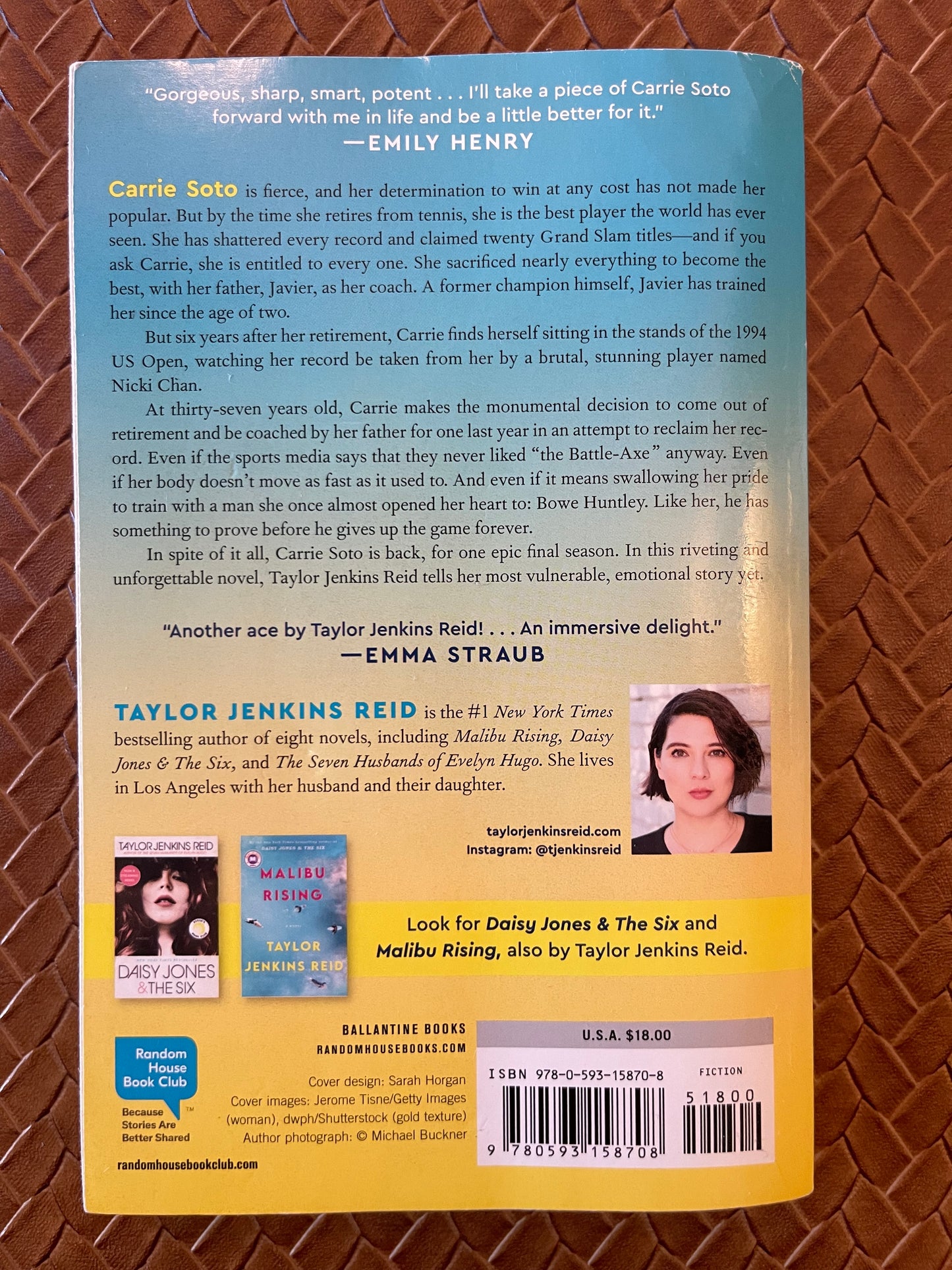 Carrie Soto Is Back by Taylor Jenkins Reid (Paperback)