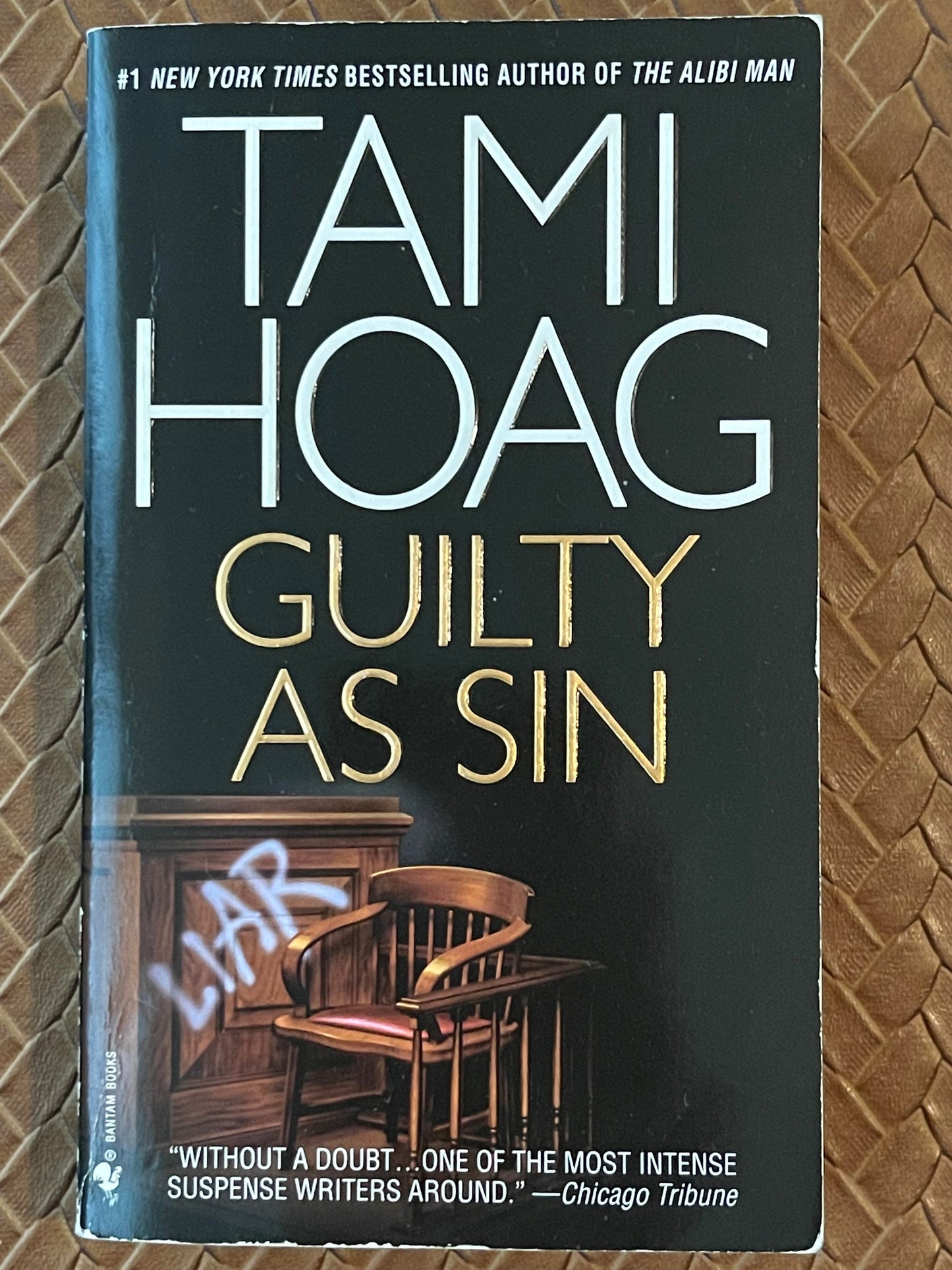 Guilty as Sin (Deer Lake #2) by Tami Hoag