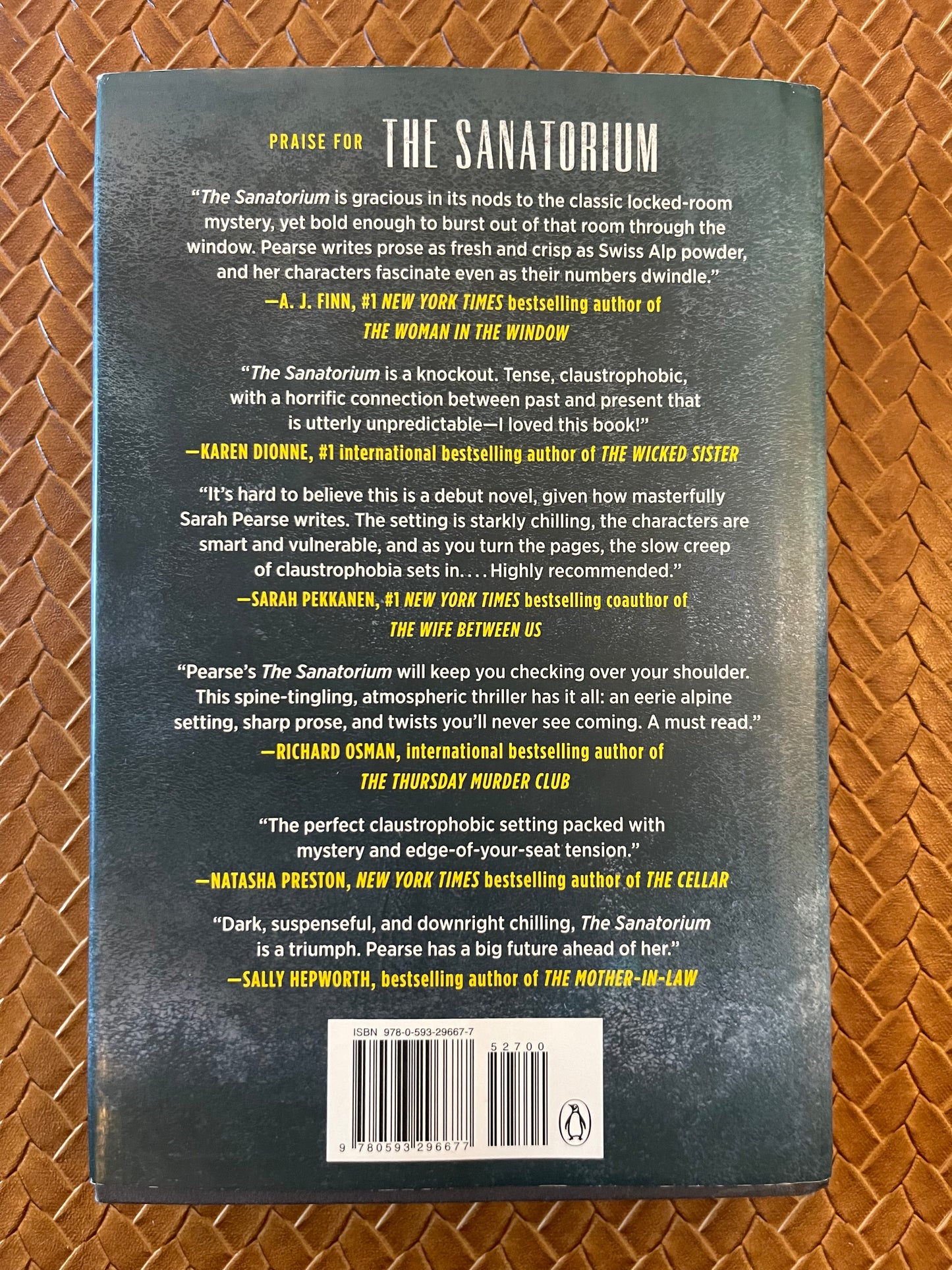 Detective Elin Warner #1: The Sanatorium by Sarah Pearse (Hardcover)
