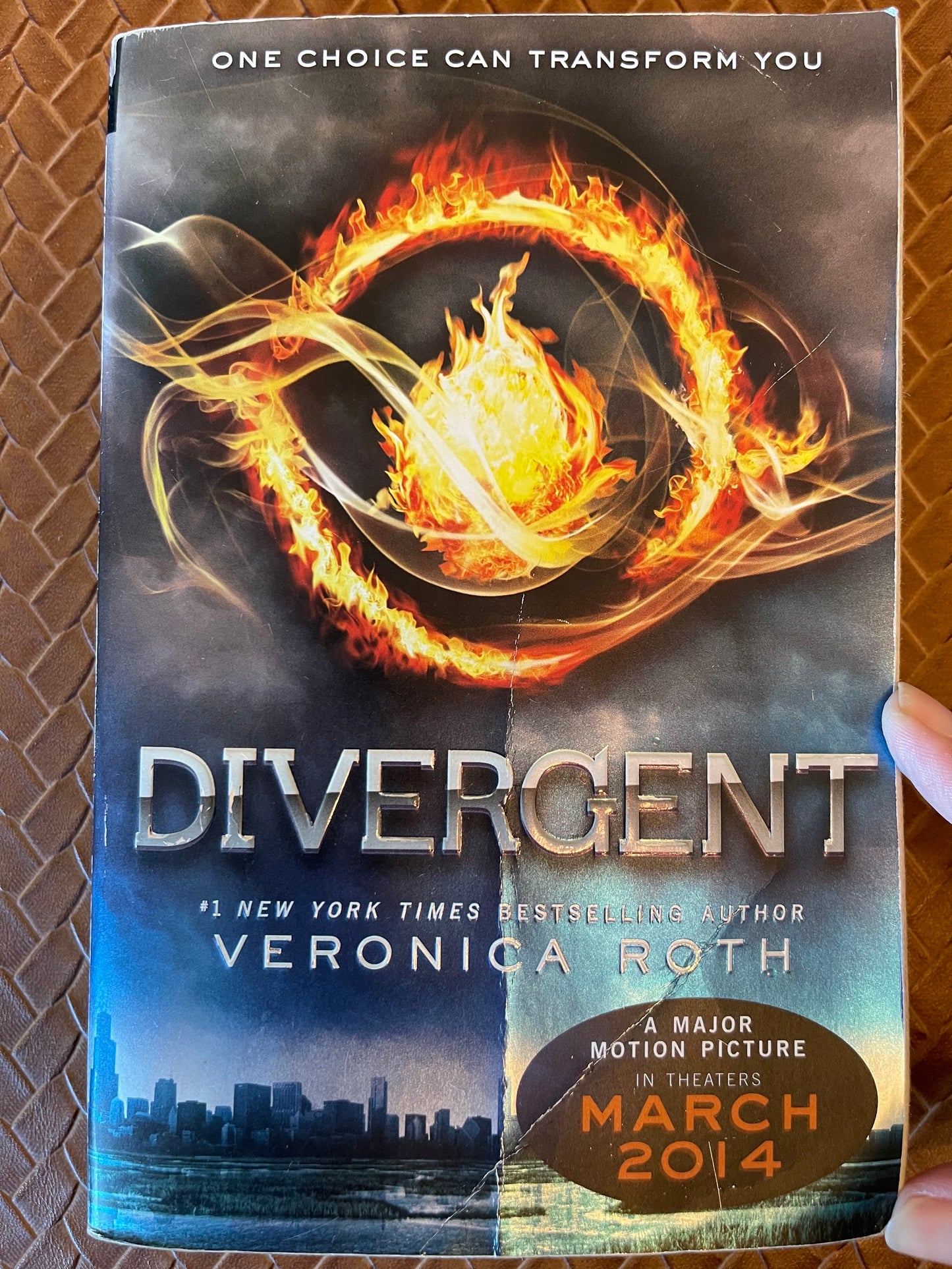 Divergent #1: Divergent by Veronica Roth (Paperback)