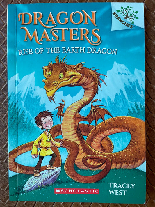 Dragon Masters #1: Rise of the Earth Dragon by Tracey West (Paperback)