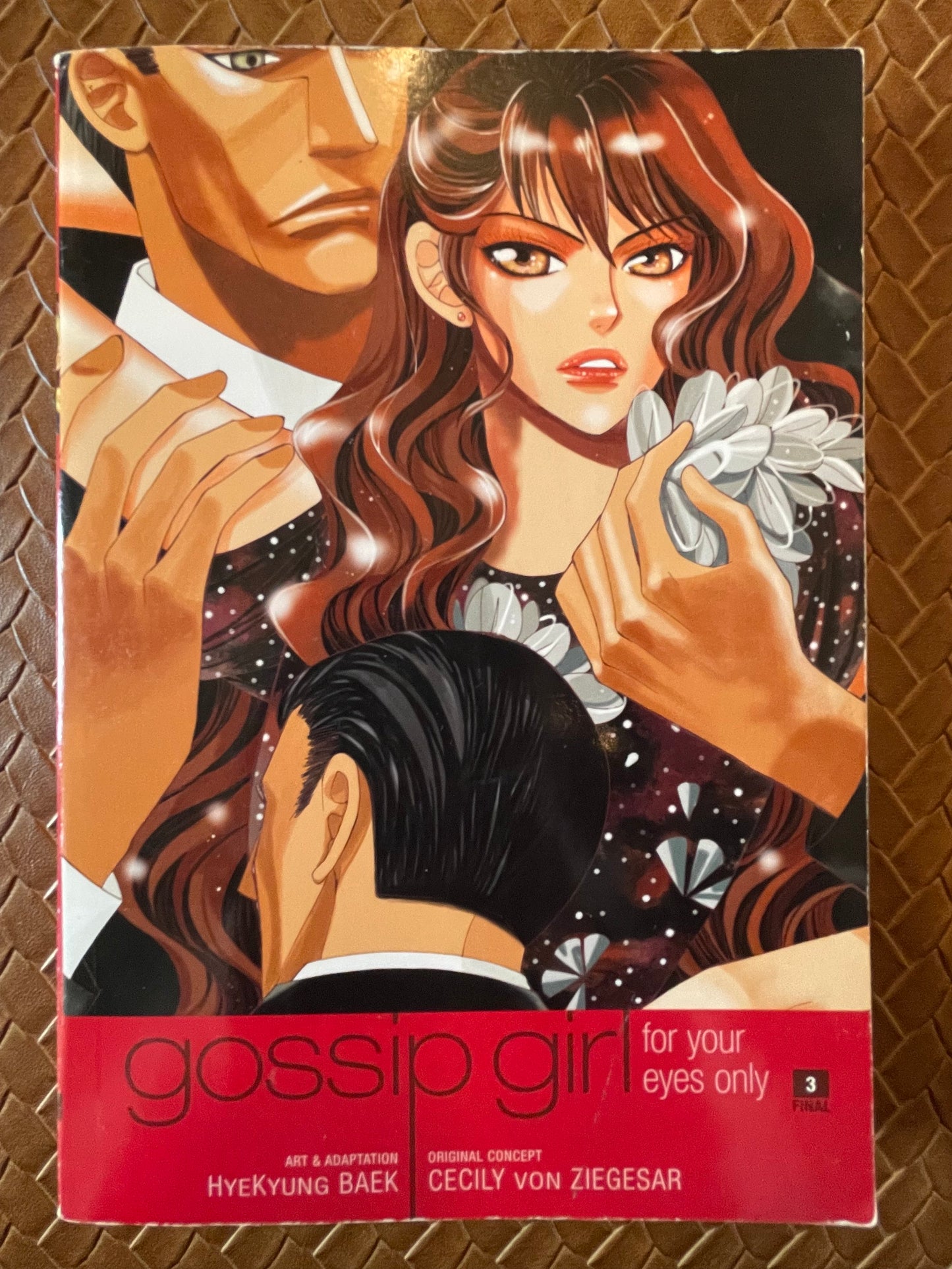 Gossip Girl: The Manga, Vol. 3: For Your Eyes Only by Cecily von Ziegesar (creator), Hye-Kyung Baek (Illustrator)
