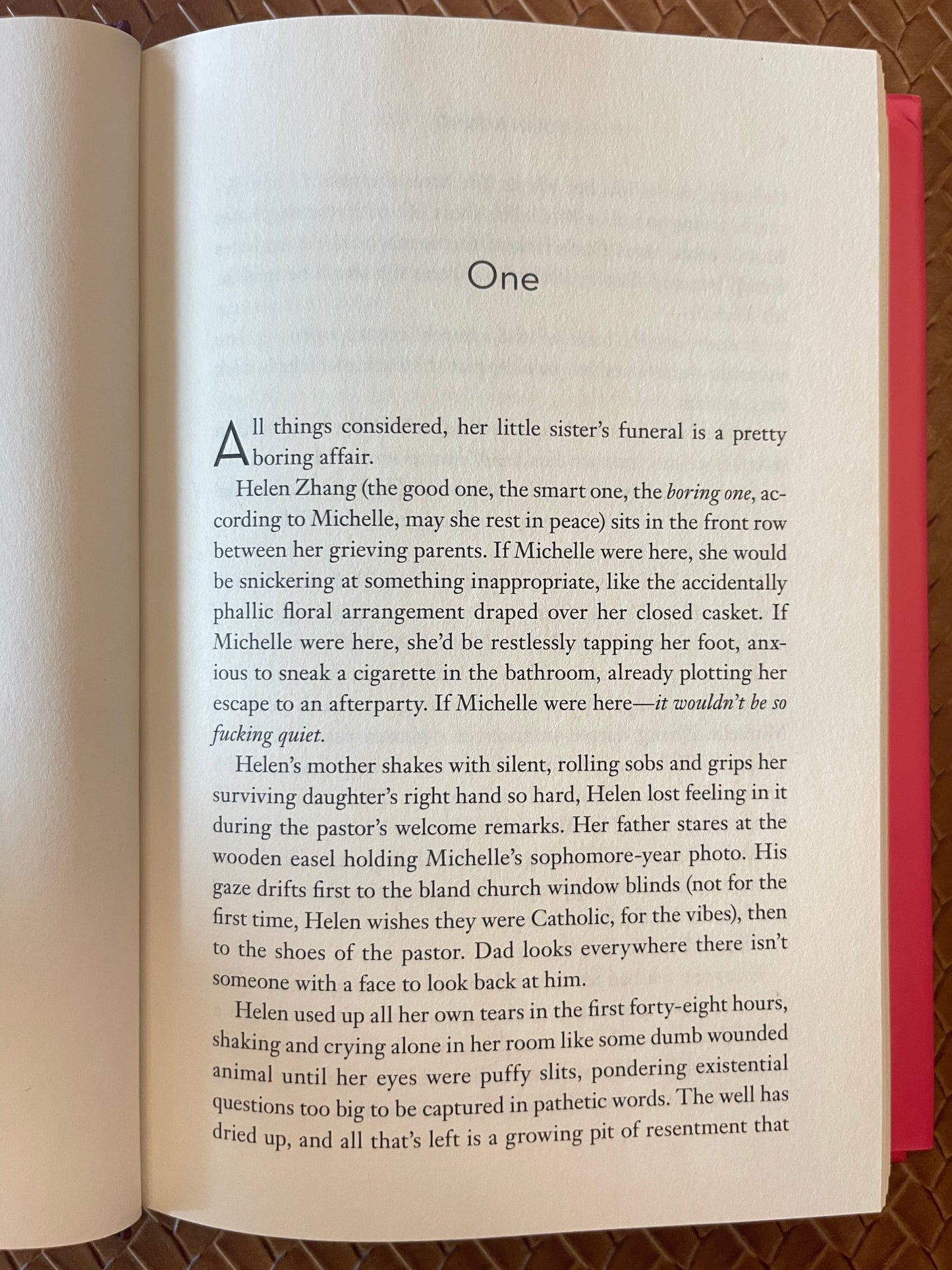 How to End a Love Story by Yulin Kuang (Hardcover)