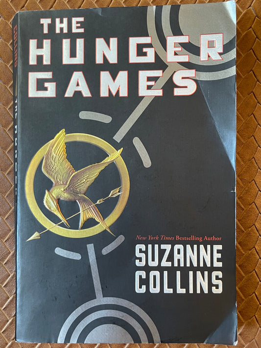 The Hunger Games (The Hunger Games #1) by Suzanne Collins (Paperback)
