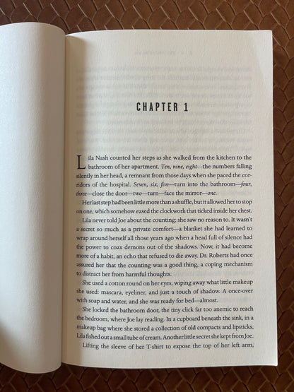 Joe Talbert #3: The Stolen Hours by Allen Esken (Paperback)