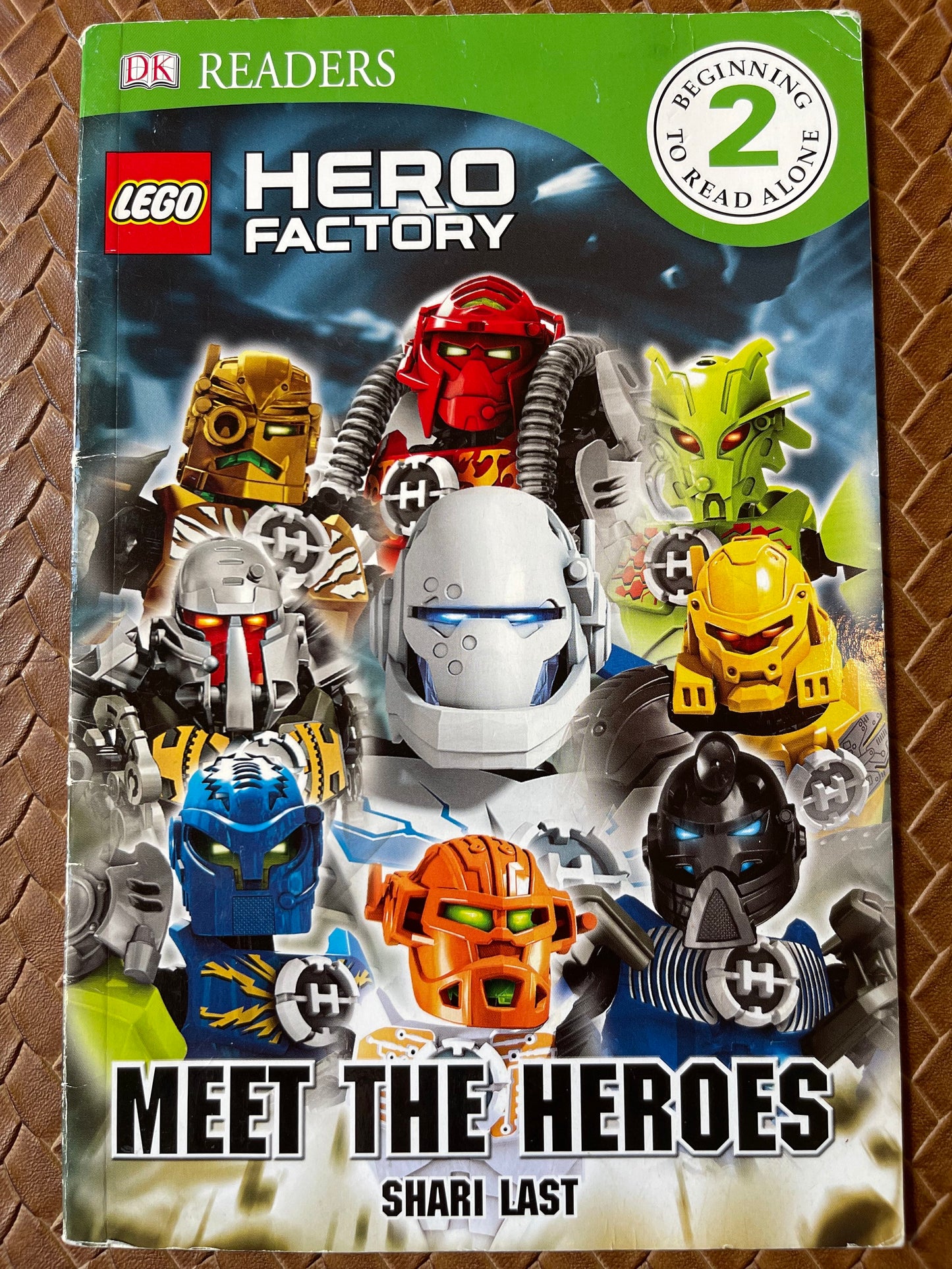 LEGO Hero Factory: Meet the Heroes by Shari Last