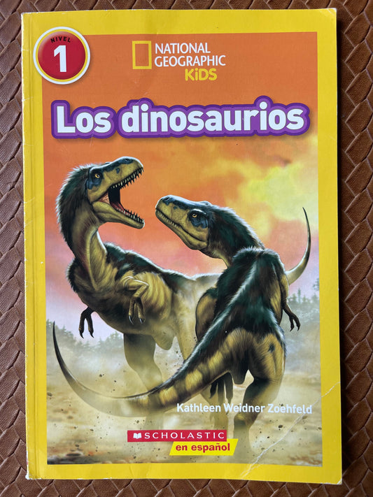 Los Dinosaurios by Kathleen Weidner Zoehfeld