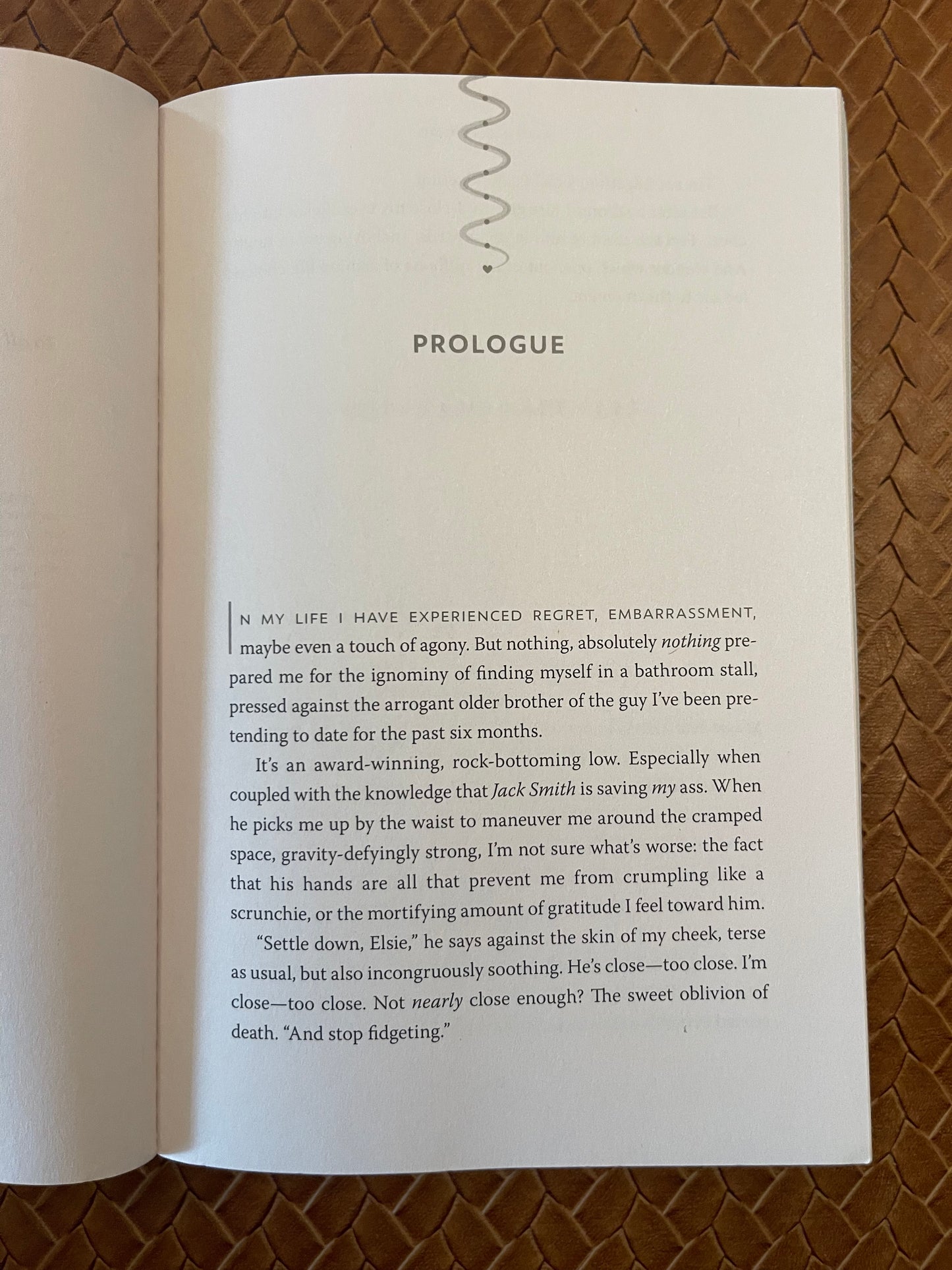 Love, Theoretically by Ali Hazelwood (Paperback)