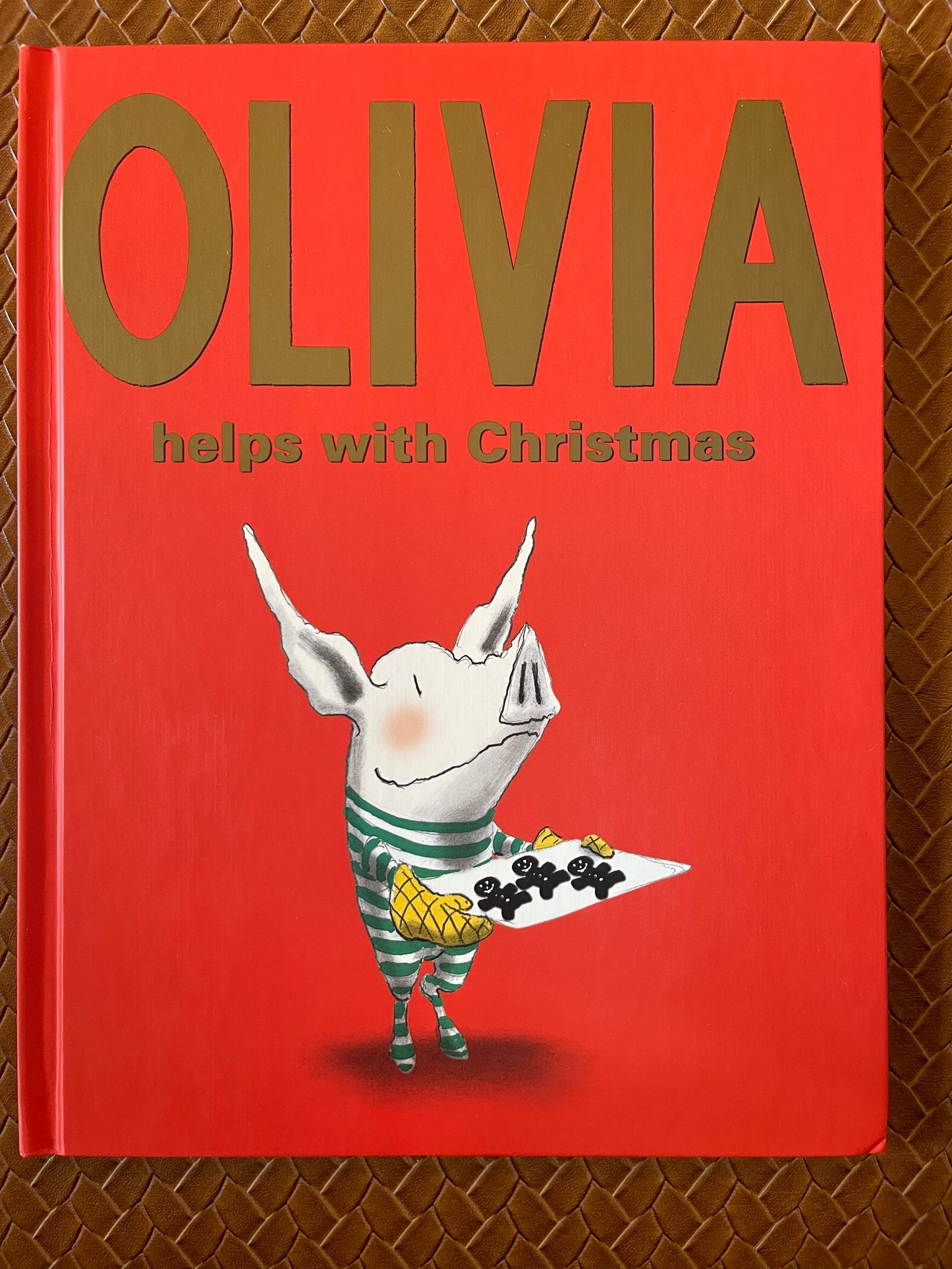Olivia #5: Olivia Helps with Christmas by Ian Falconer