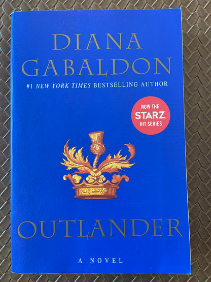 Outlander #1: Outlander by Diana Gabaldon (Paperback)