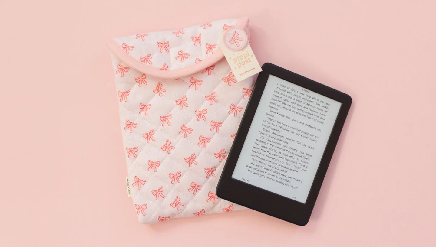 Pink Coquette Bows Quilted E-Reader Case