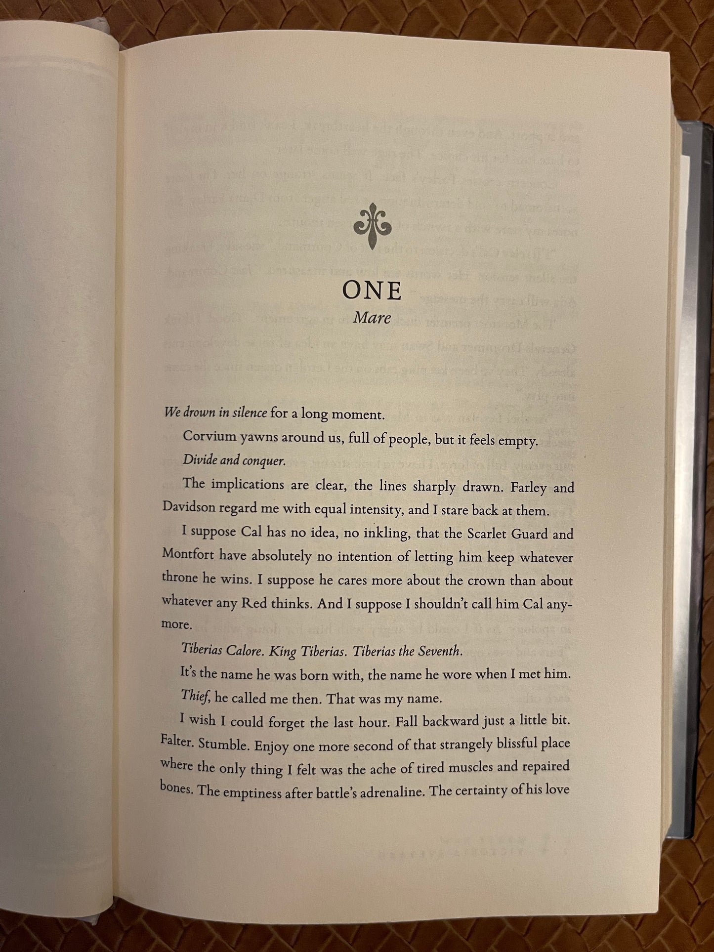 Red Queen #4: War Storm by Victoria Aveyard (Hardcover)