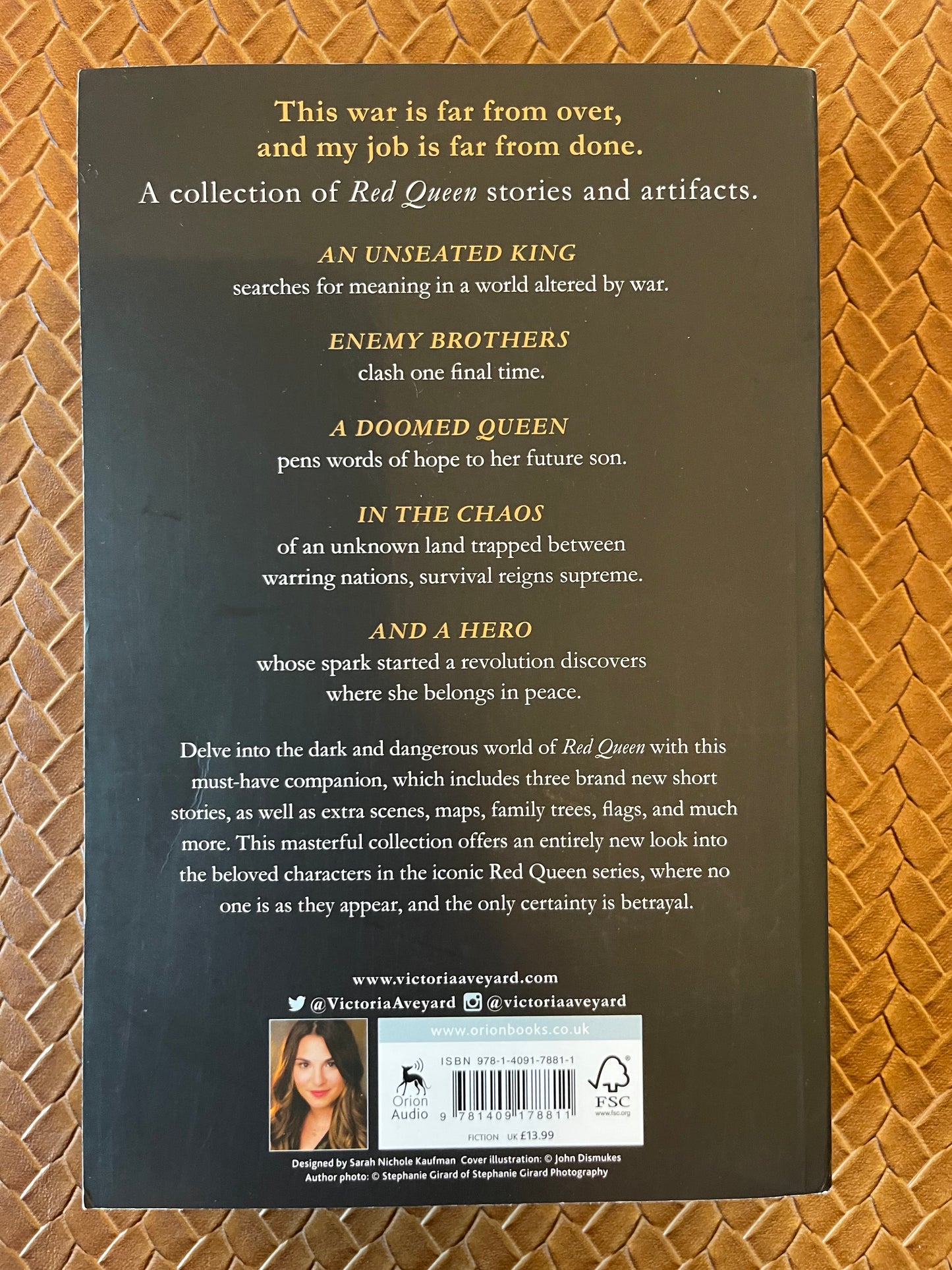 Red Queen #4.5: Broken Throne by Victoria Aveyard (Paperback)