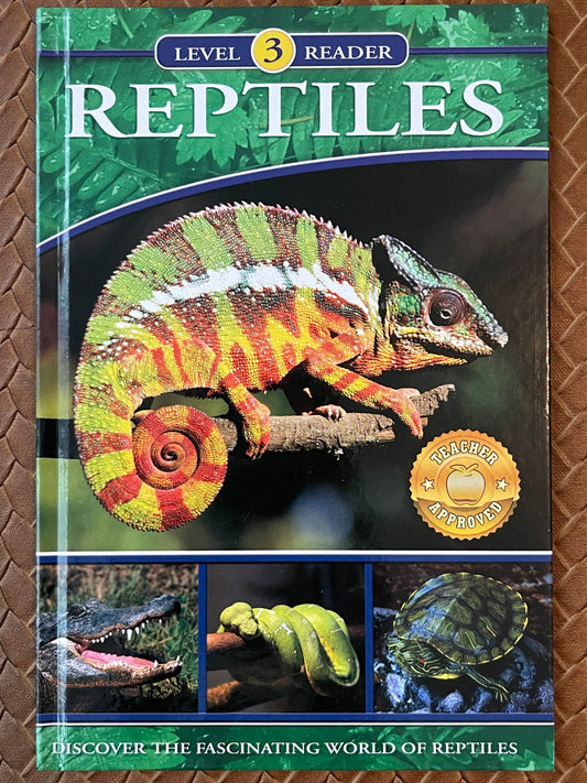 Reptiles: Discover the Fascinating World of Reptiles by The Clever Factory