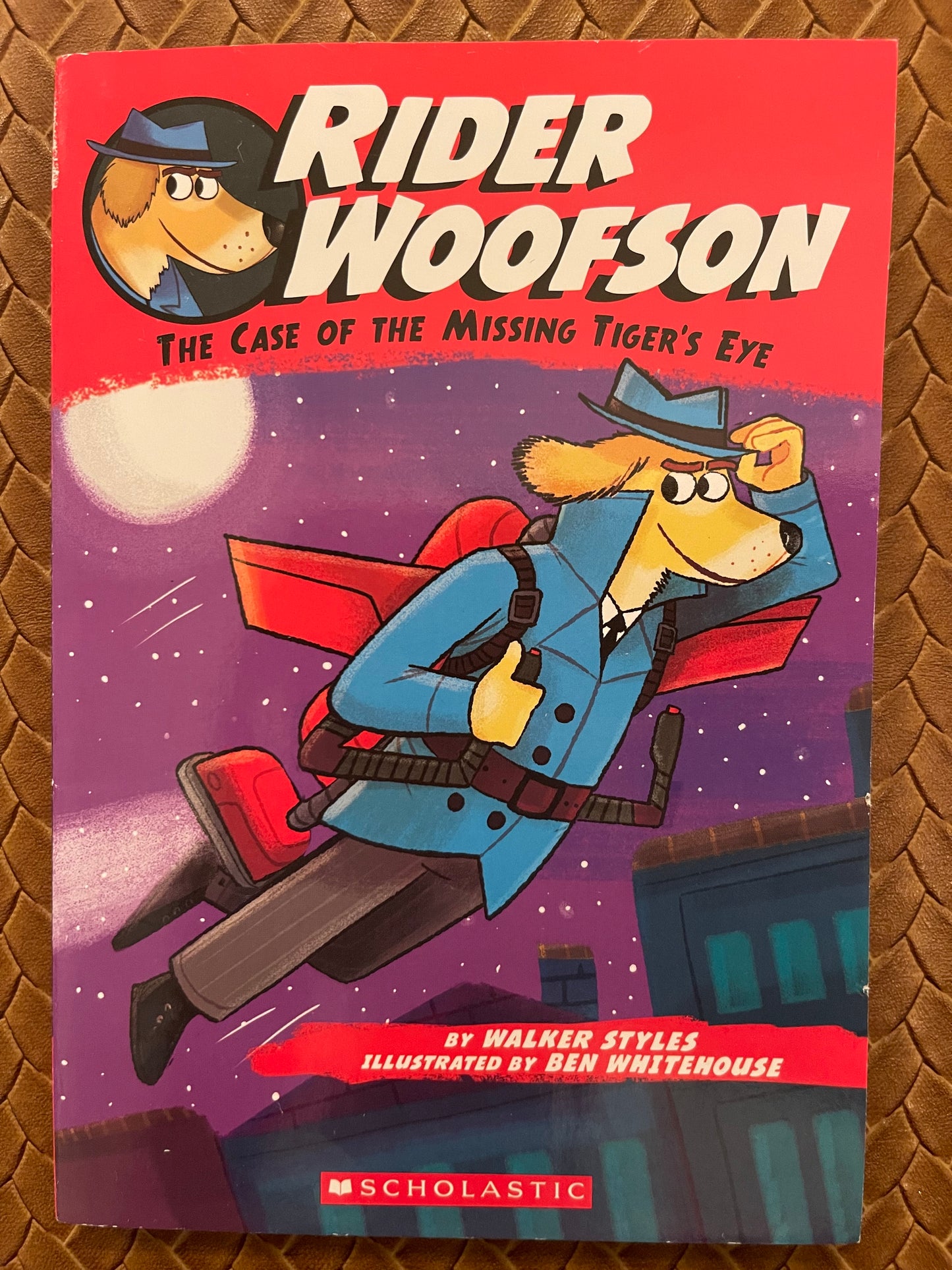 The Case of the Missing Tiger's Eye (Rider Woofson #1) by Walker Styles, Ben Whitehouse (Illustrator)