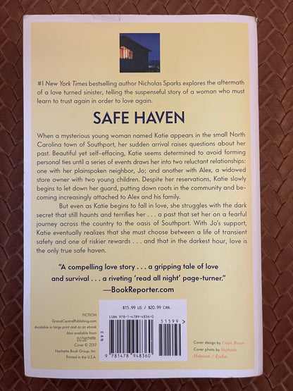 Safe Haven by Nicholas Sparks (Paperback)