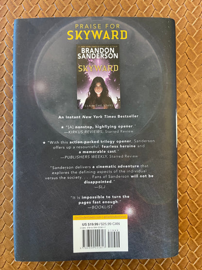 Skyward #2: Starsight by Brandon Sanderson (Hardcover)