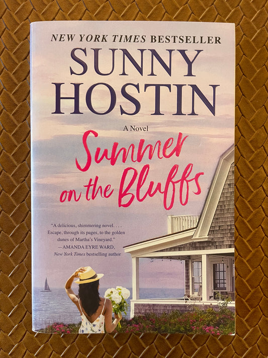 Summer Beach #1: Summer on the Bluffs by Sunny Hostin (Paperback)