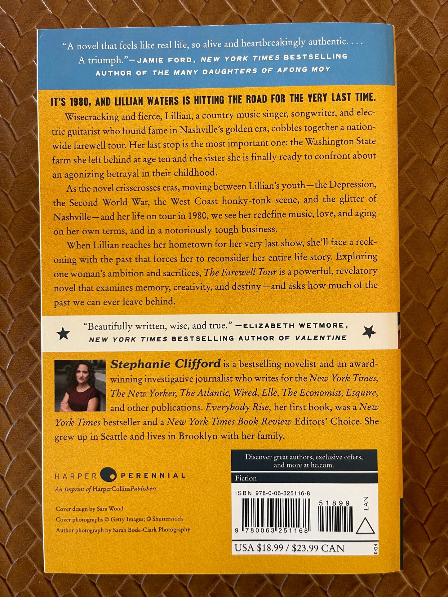 The Farewell Tour: A Historical Novel of One Woman's Life, Love, and Career in Country Music by Stephanie Clifford (Paperback)