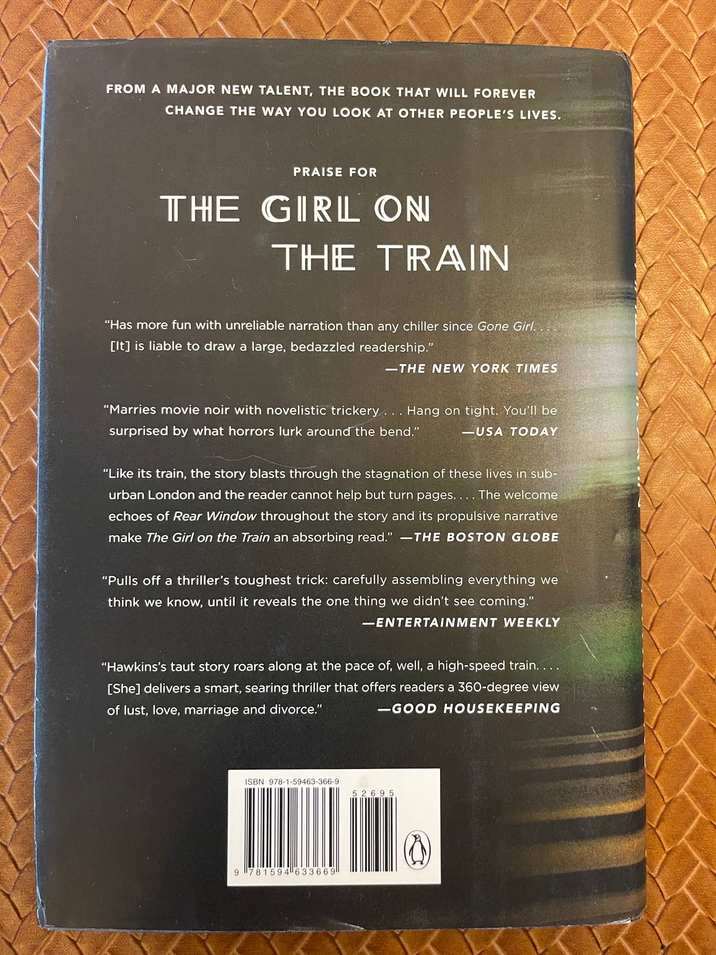The Girl on the Train by Paula Hawkins (Hardcover)