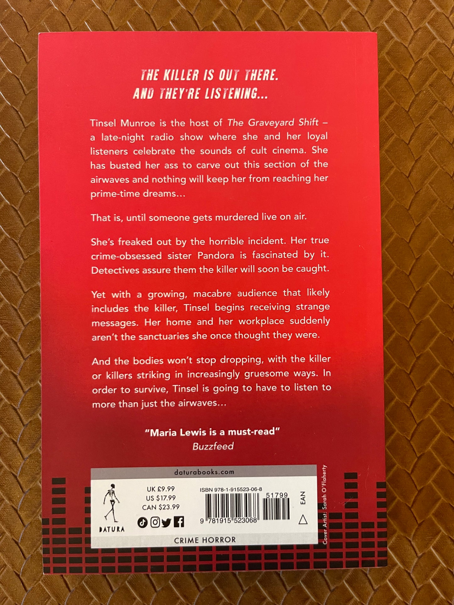 The Graveyard Shift by Maria Lewis (Paperback)