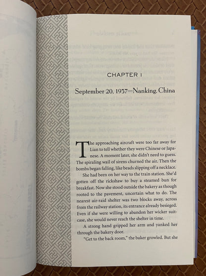 The Library of Legends by Janie Chang (Hardcover)