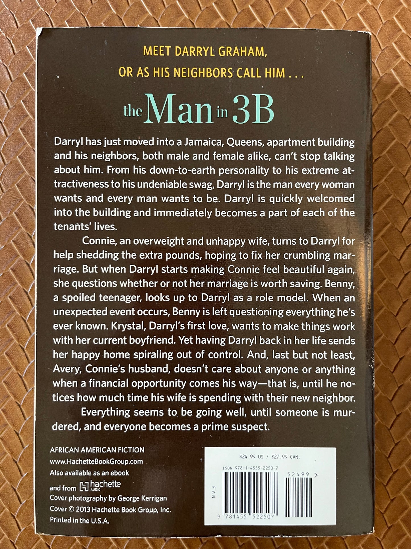 The Man in 3B by Carl Weber (Large Print) (Paperback)