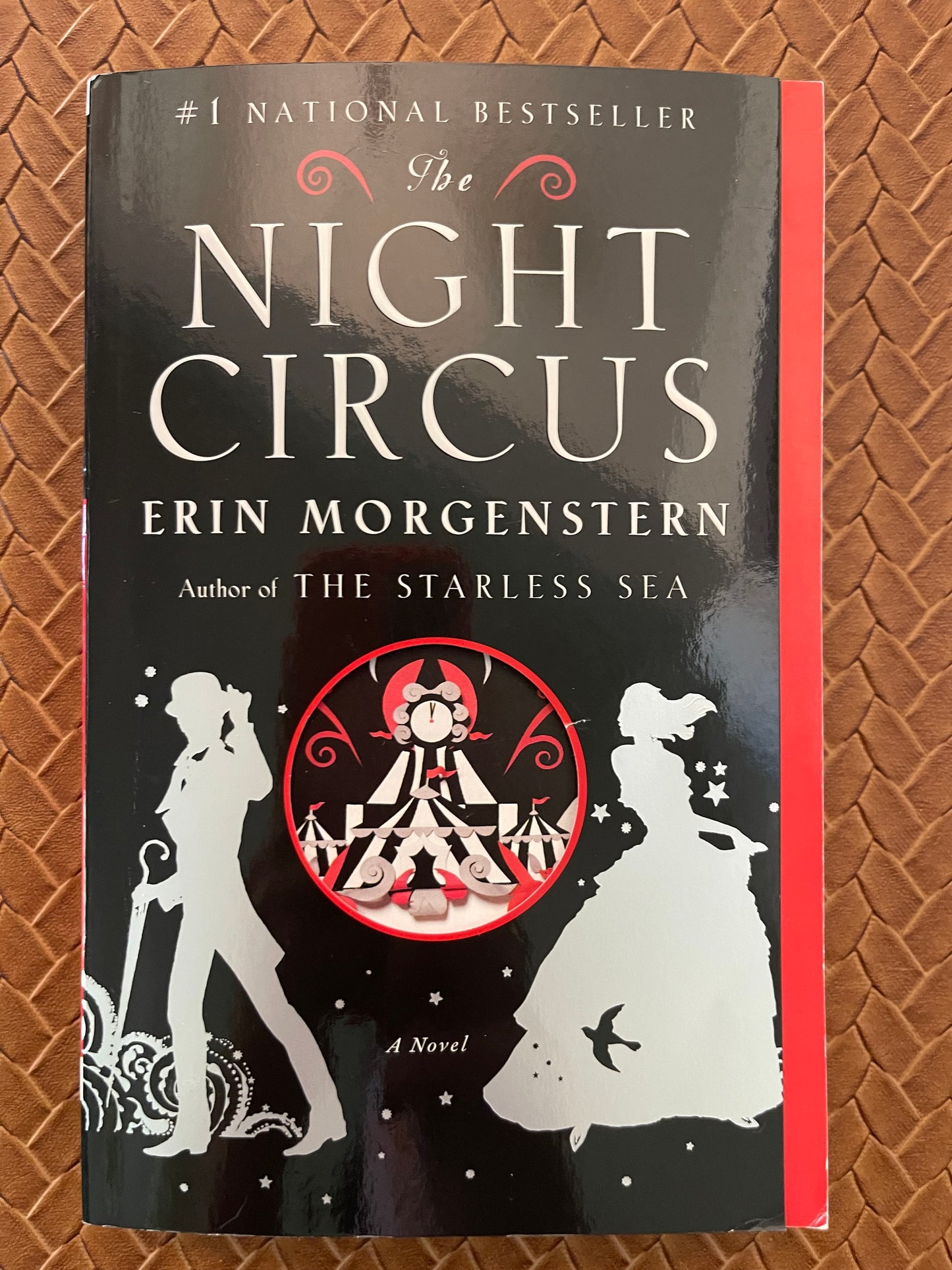 The Night Circus by Erin Morgenstern (Paperback)