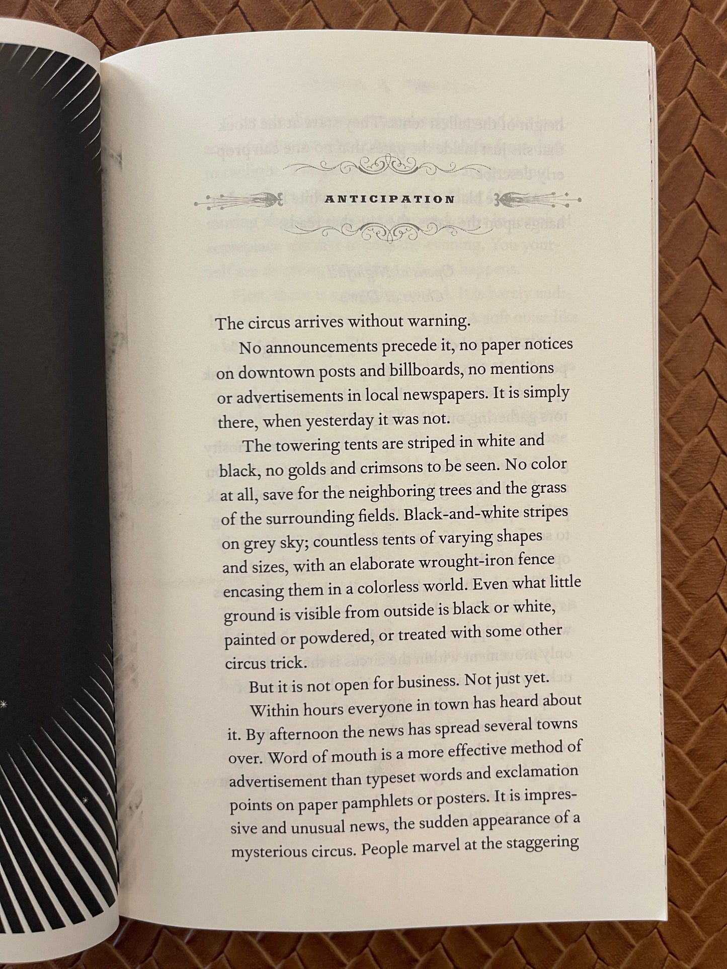 The Night Circus by Erin Morgenstern (Paperback)
