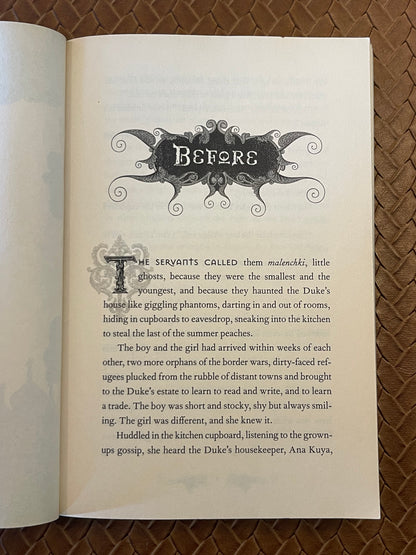 The Shadow and Bone Trilogy #1: Shadow and Bone by Leigh Bardugo (Paperback)