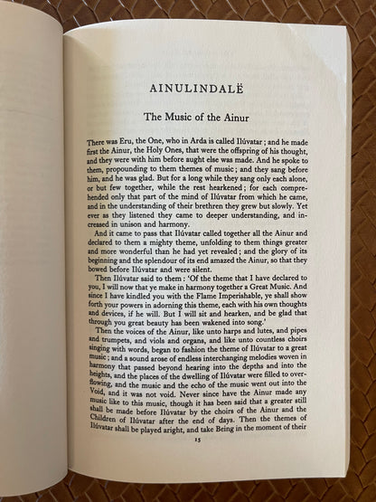 The Silmarillion by J.R.R. Tolkien, Christopher Tolkien (Paperback)
