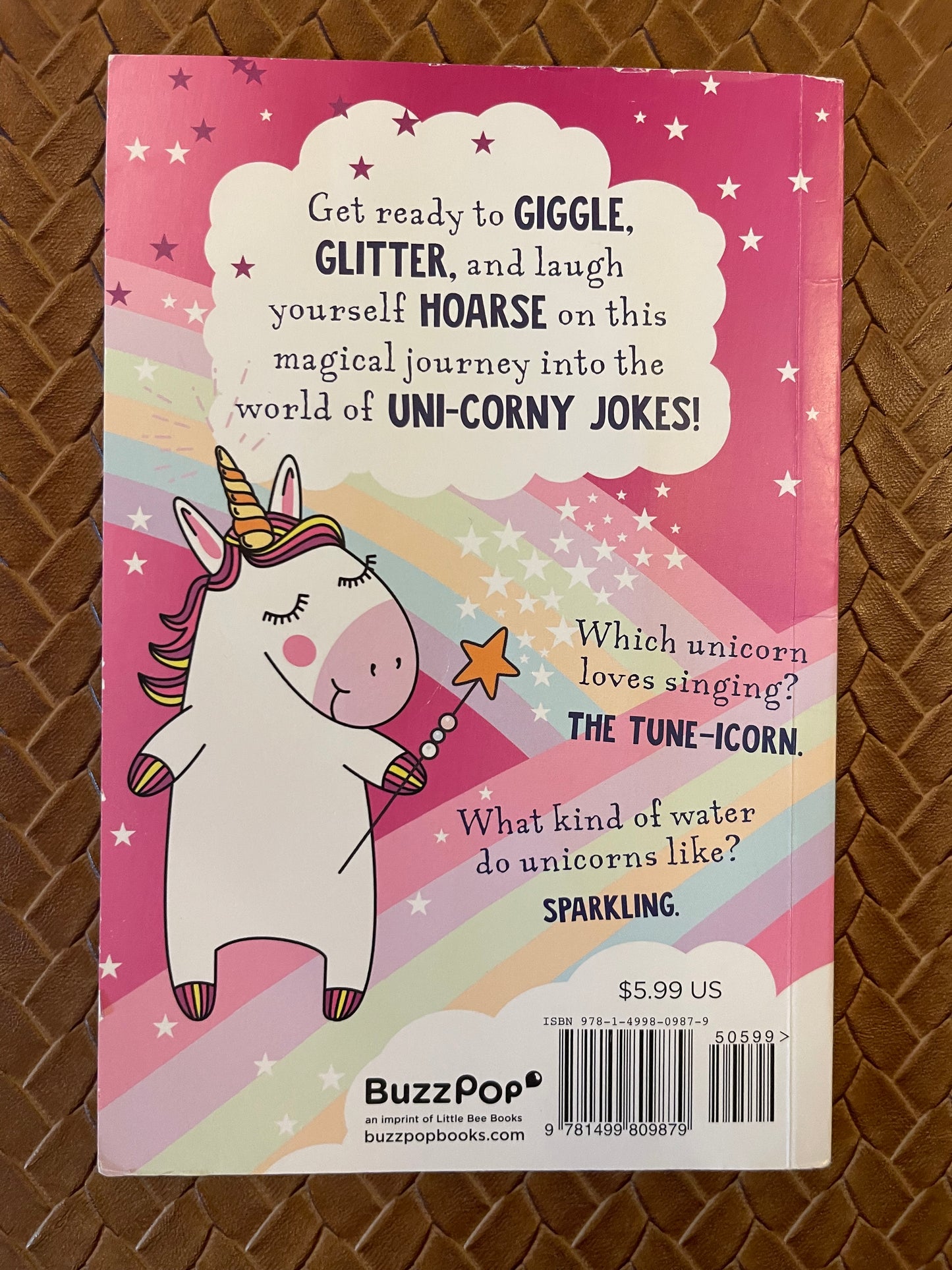 The Ultimate Unicorn Joke Book by BuzzPop (Paperback)